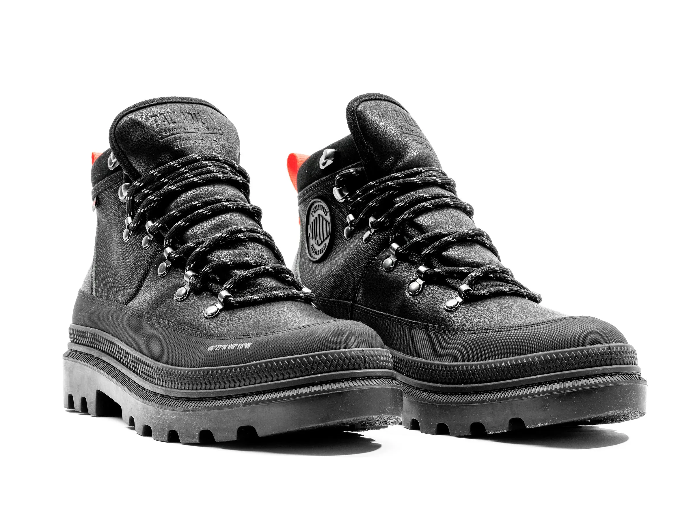 78554-008-M | PALLATROOPER HIKER WP  X FINISTERRE | BLACK
