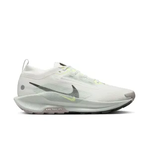 Men??s React Pegasus Trail 5 GORE-TEX (102 - Summit White/Sequoia-Light Silver)